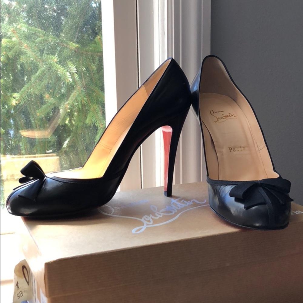 Christian Louboutin Lavallierre